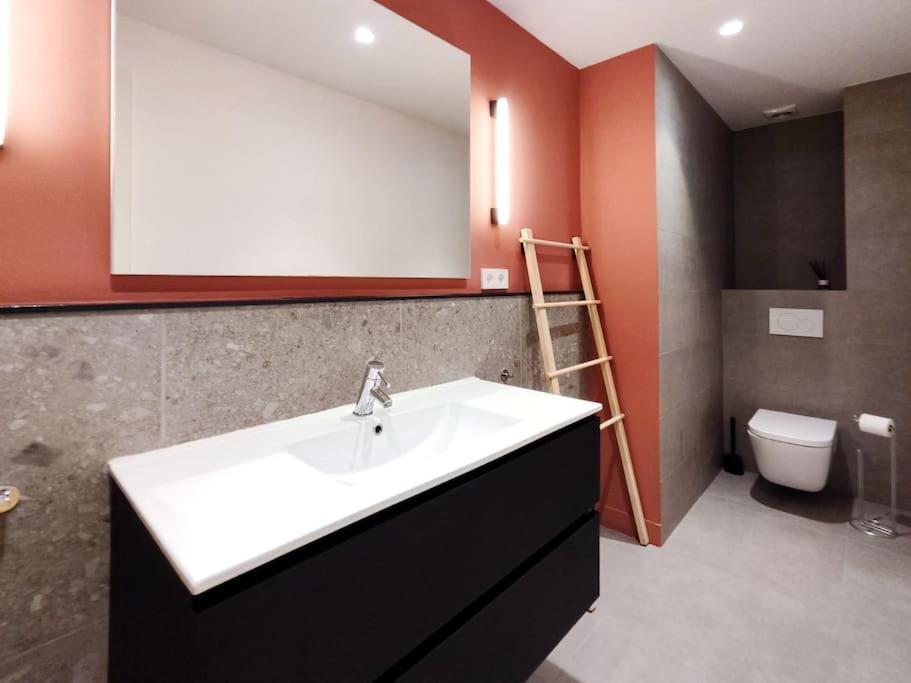 Moderno Apartamento En Terrassa Centro Exteriér fotografie